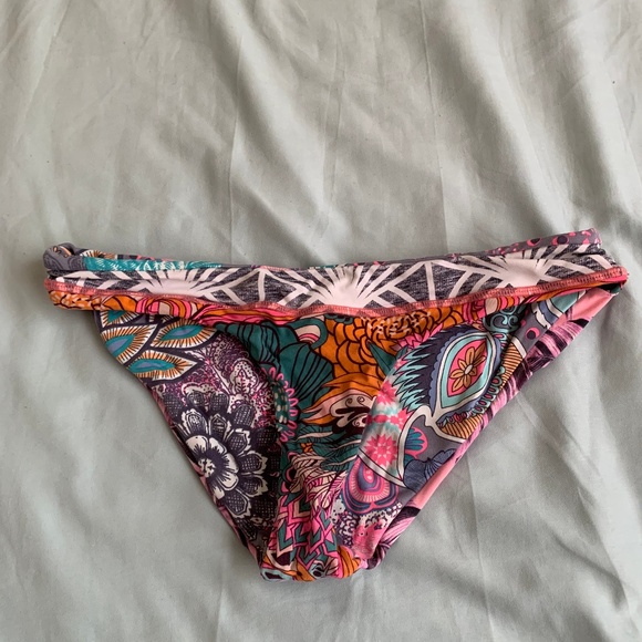 maaji swim bottoms